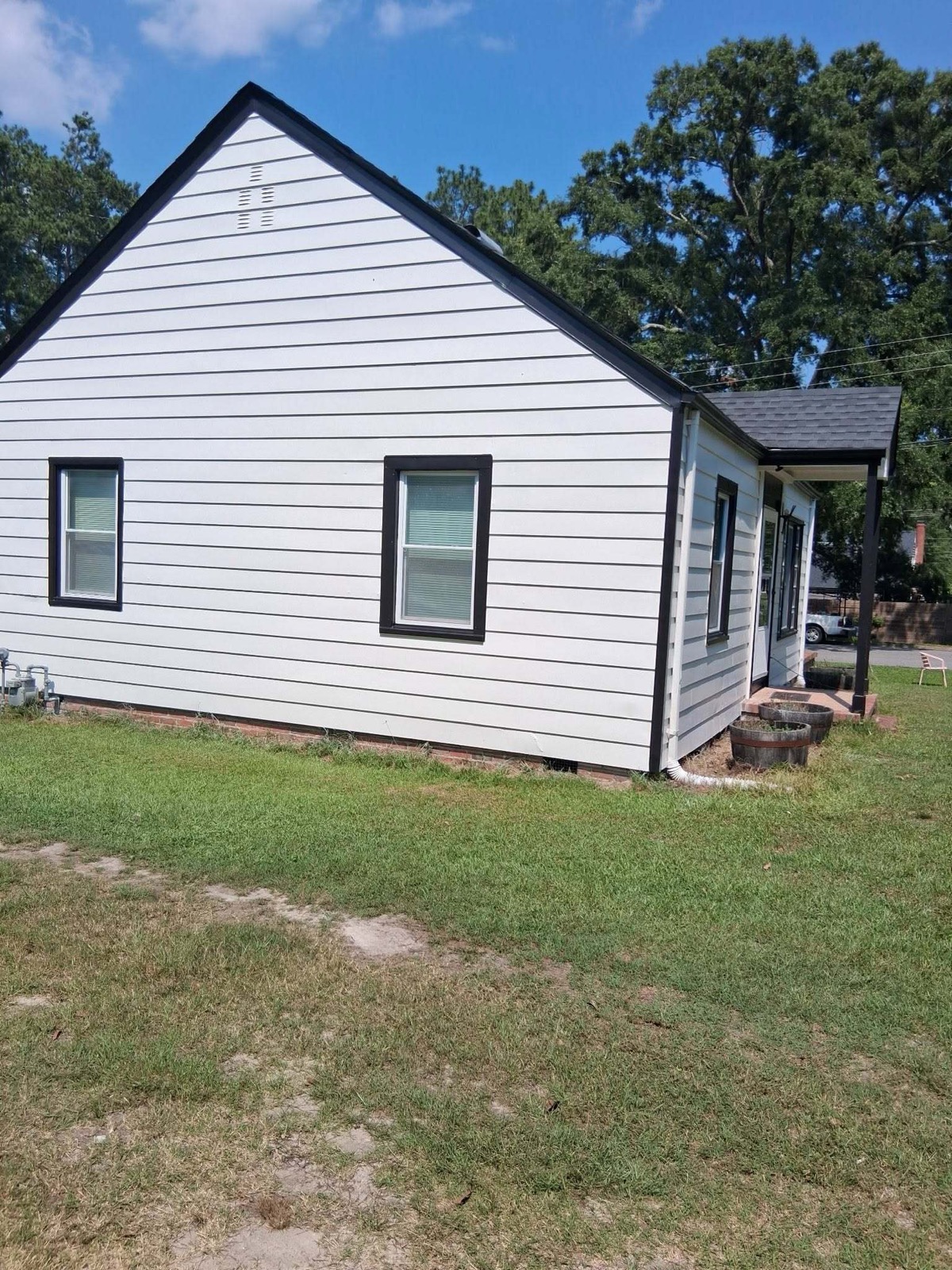 Exterior house painting by BetterHouse